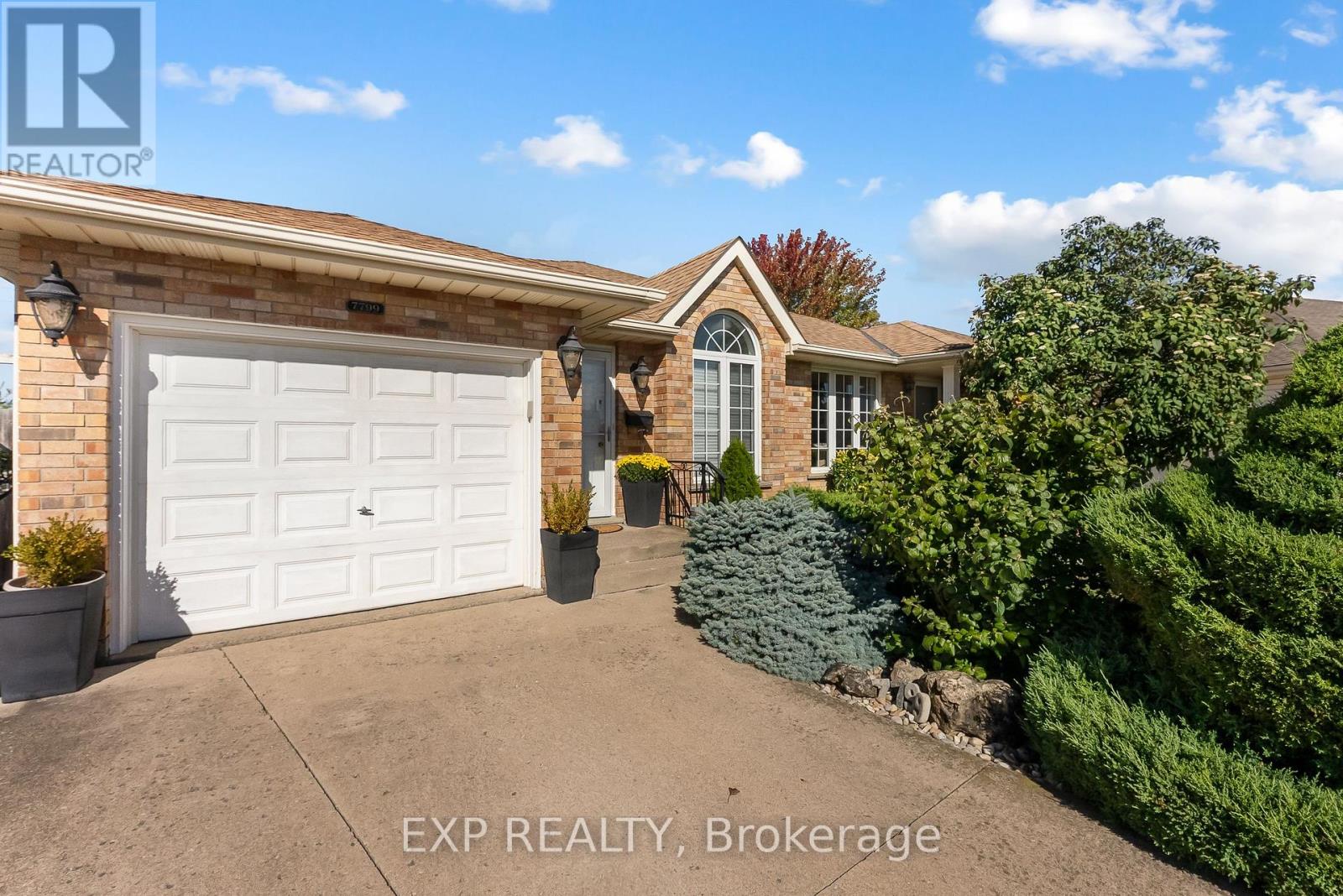 7799 YVETTE CRESCENT, niagara falls (ascot), Ontario