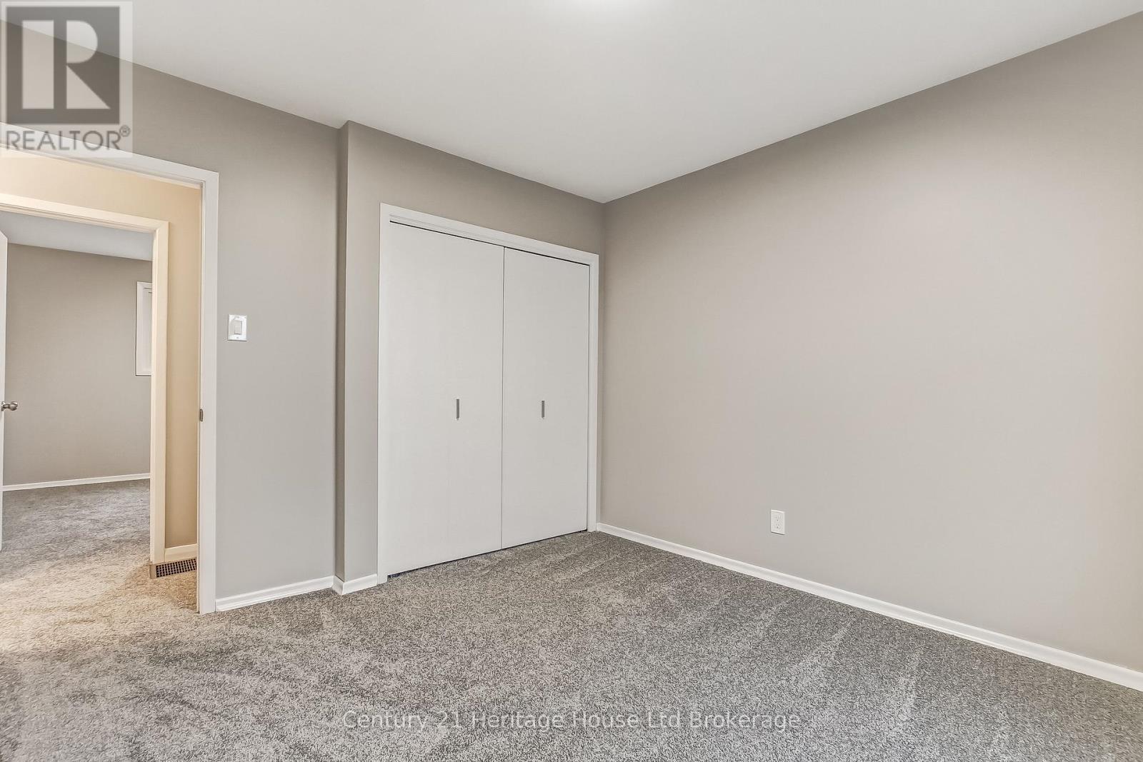 768 Gladstone Drive, Woodstock, Ontario  N4S 5S9 - Photo 11 - X12895706