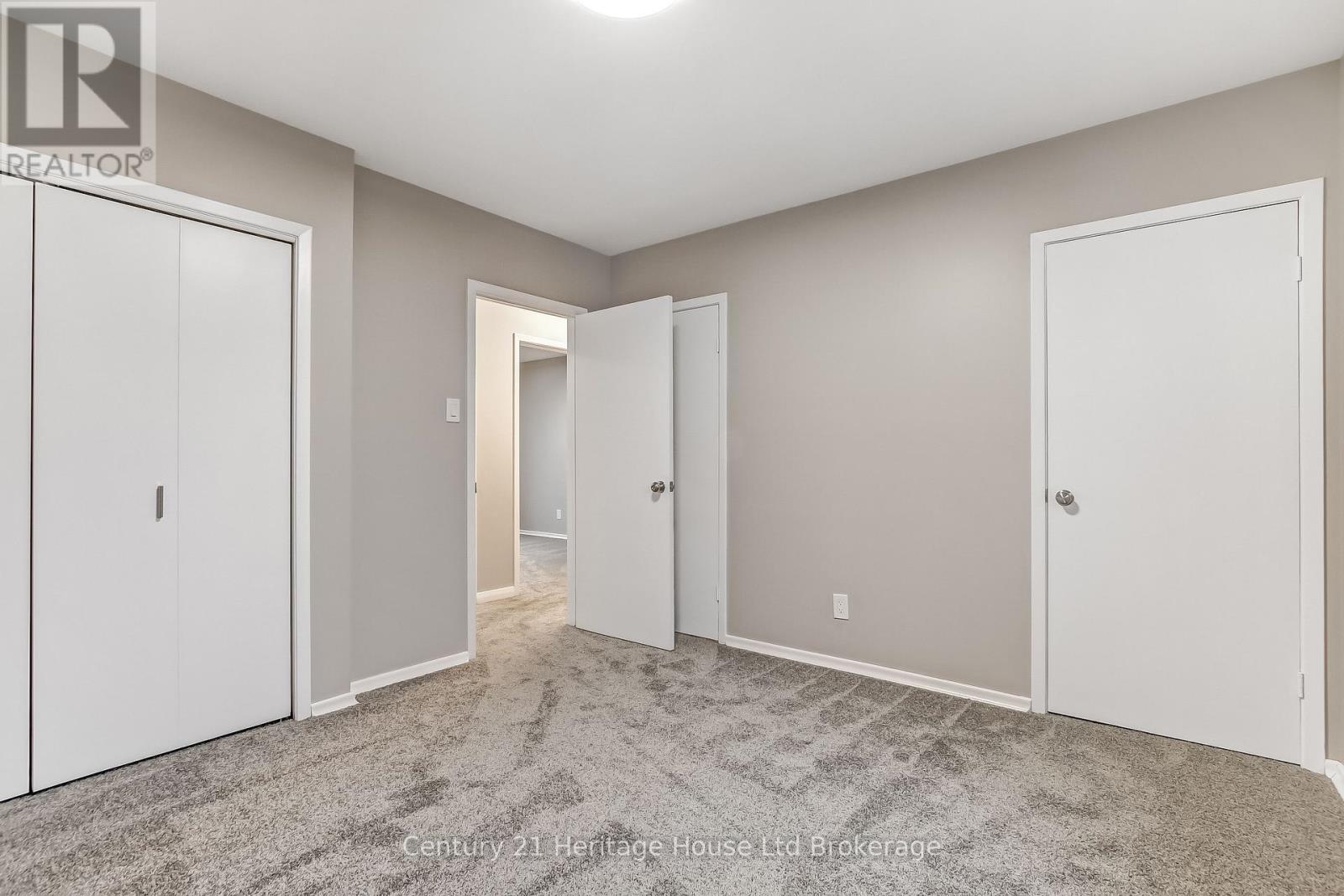 768 Gladstone Drive, Woodstock, Ontario  N4S 5S9 - Photo 13 - X12895706