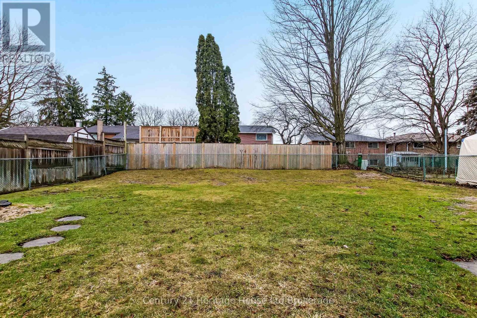 768 Gladstone Drive, Woodstock, Ontario  N4S 5S9 - Photo 22 - X12895706