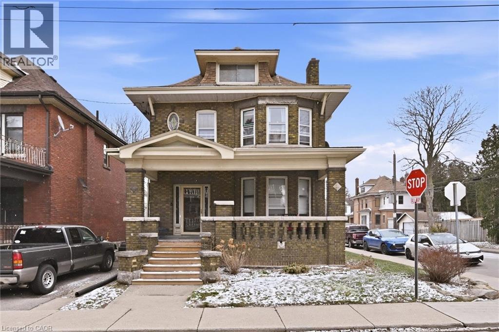 81 CARRICK Avenue, Hamilton, Ontario