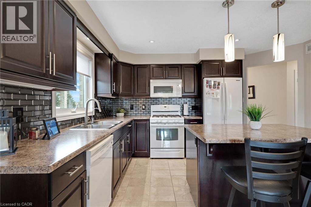 31 Townsend Drive Unit# 64, Breslau, Ontario  N0B 1M0 - Photo 10 - 40812848