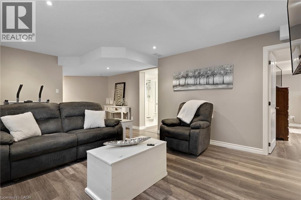 31 Townsend Drive Unit# 64, Breslau, Ontario  N0B 1M0 - Photo 39 - 40812848