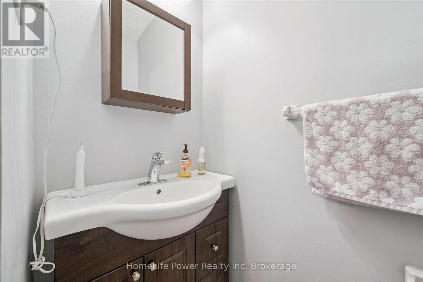 307 - 93 Westwood Road, Guelph, Ontario N1H 7S1 - Photo 30 - X12895886