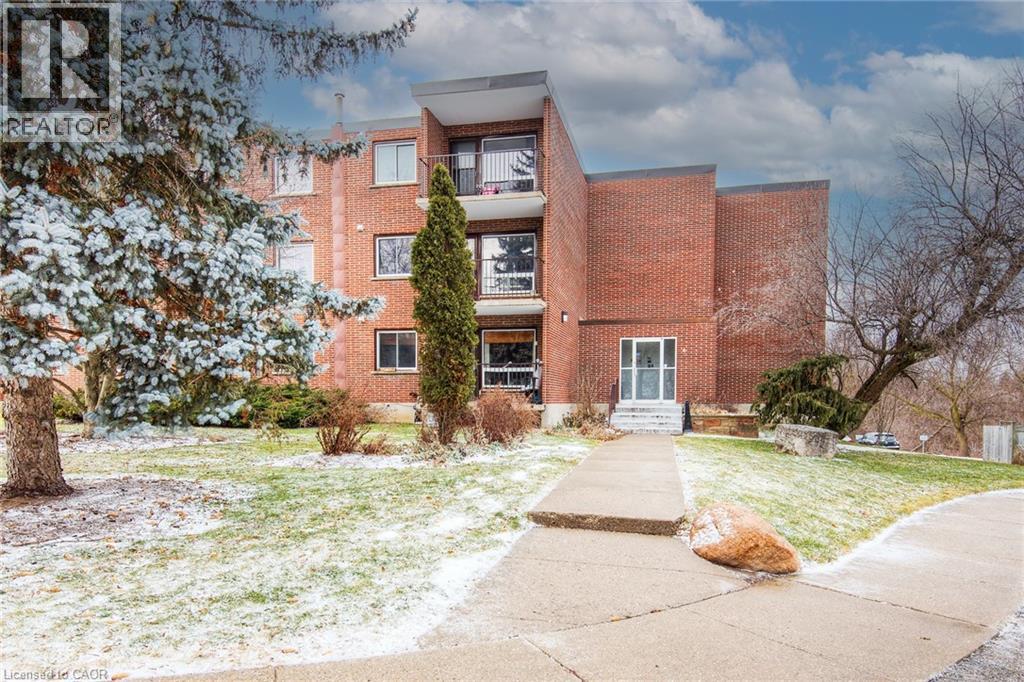 4 Avalon Place Unit# 303, Kitchener, Ontario  N2M 4N6 - Photo 2 - 40805470