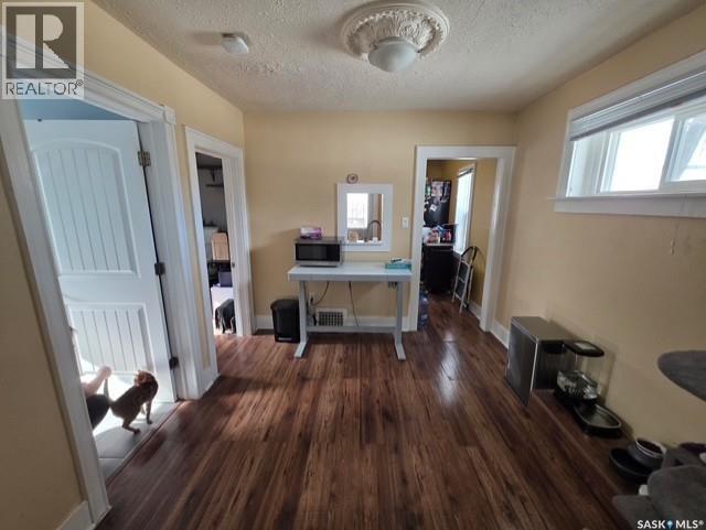 1131 C Avenue N, Saskatoon, Saskatchewan  S7L 1K3 - Photo 5 - SK030256