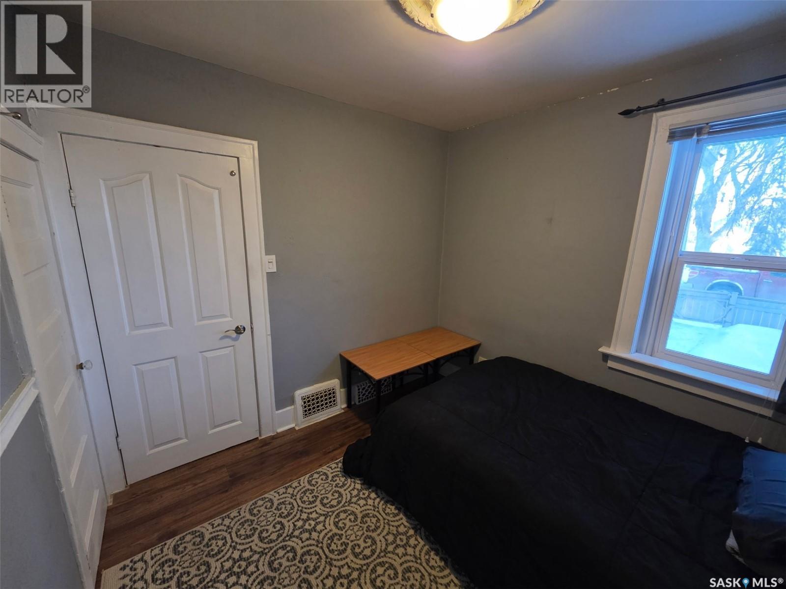 1131 C Avenue N, Saskatoon, Saskatchewan  S7L 1K3 - Photo 16 - SK030256