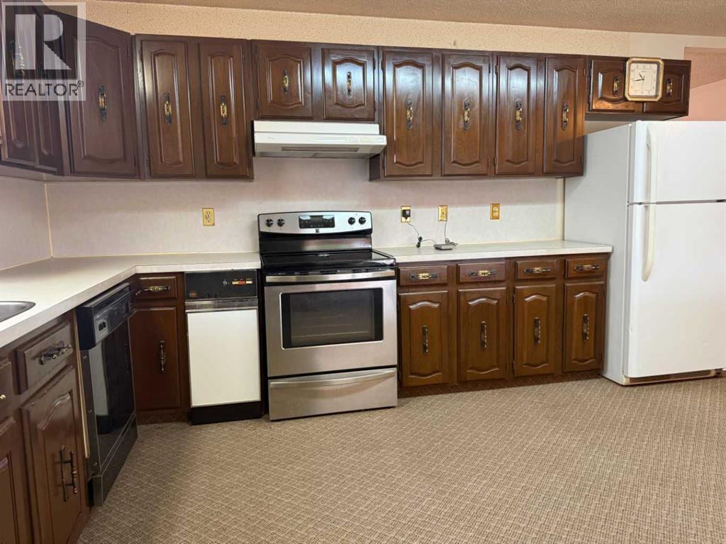 305 2 Street E, Foremost, Alberta  T0K 0X0 - Photo 4 - A2264352