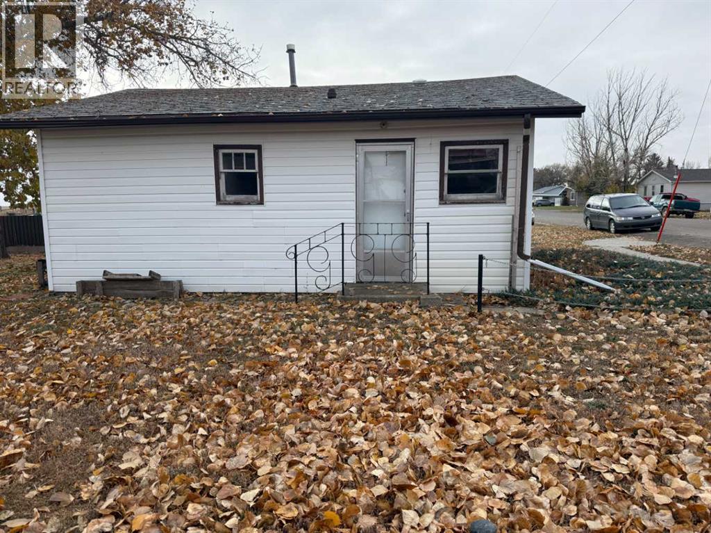 305 2 Street E, Foremost, Alberta  T0K 0X0 - Photo 29 - A2264352