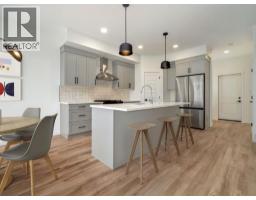 4324 25 Avenue S, Lethbridge, Alberta