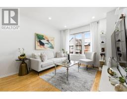 35 VENTURA LANE, Ajax, Ontario