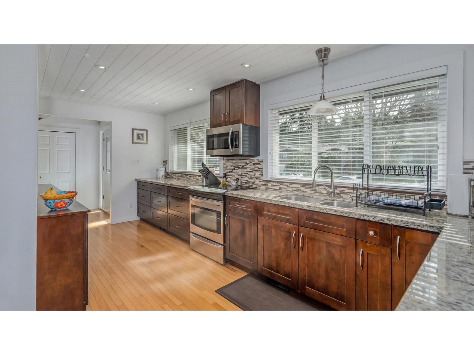 34629 Ascott Avenue, Abbotsford, British Columbia  V2S 5A3 - Photo 6 - R3100434