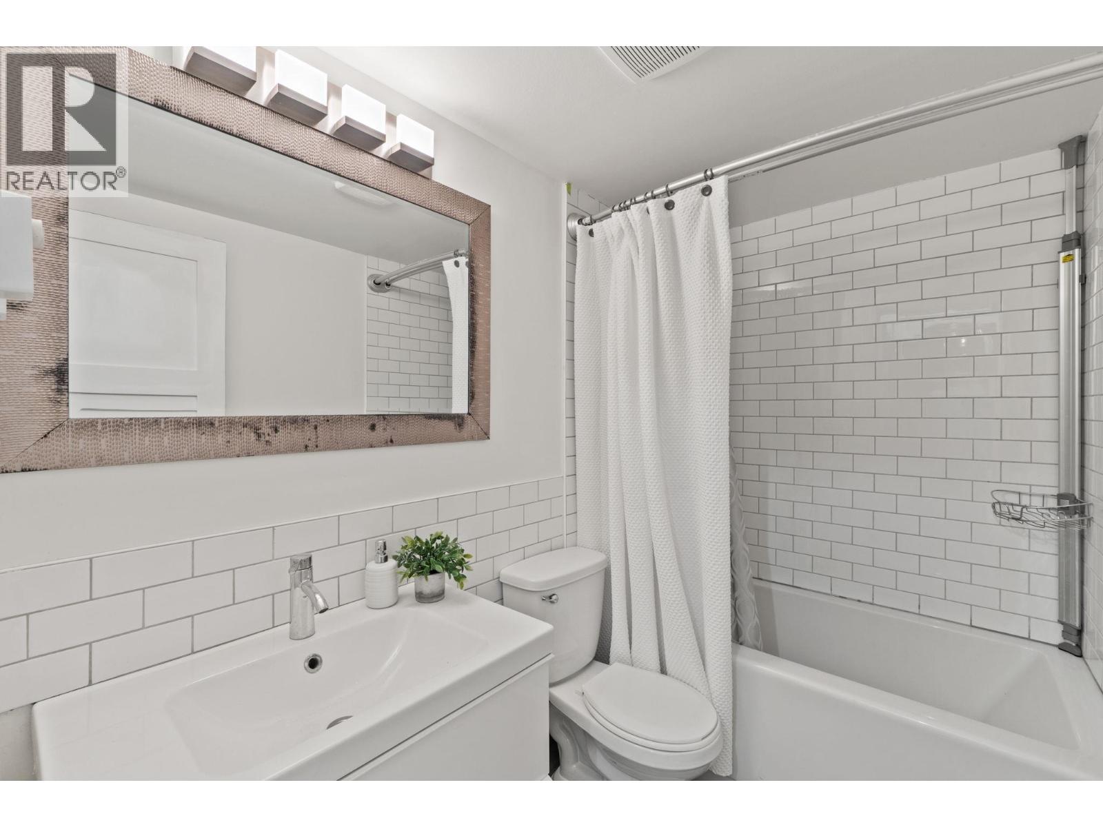 104 1540 E 4th Avenue, Vancouver, British Columbia  V5N 1J8 - Photo 19 - R3100764