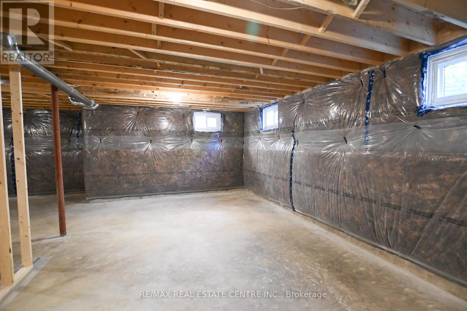 284 Darling Street, Brantford, Ontario  N3S 3X6 - Photo 24 - X12401356