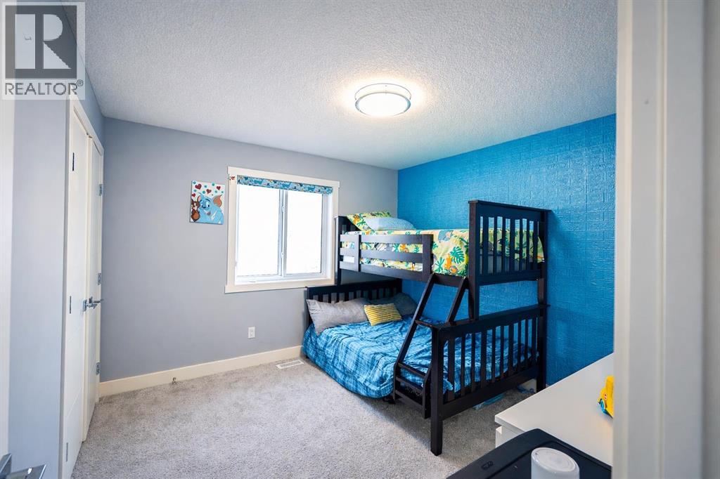 106 Baysprings Gardens Sw, Airdrie, Alberta  T4B 5C6 - Photo 37 - A2286948