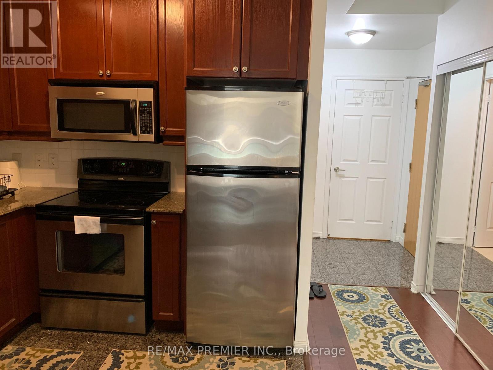 317 - 736 Spadina Avenue, Toronto, Ontario  M5S 2J6 - Photo 20 - C12895682