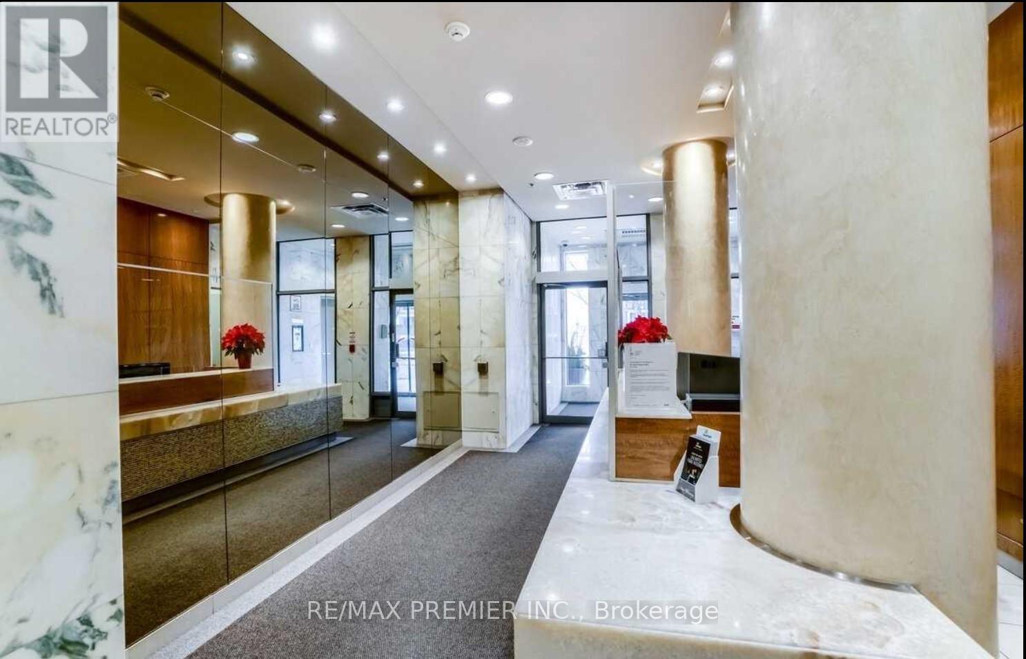 317 - 736 Spadina Avenue, Toronto, Ontario  M5S 2J6 - Photo 5 - C12895682