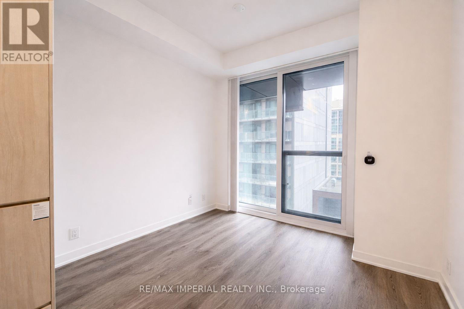 1202 - 180 Front Street E, Toronto, Ontario  M5A 0K9 - Photo 5 - C12895688