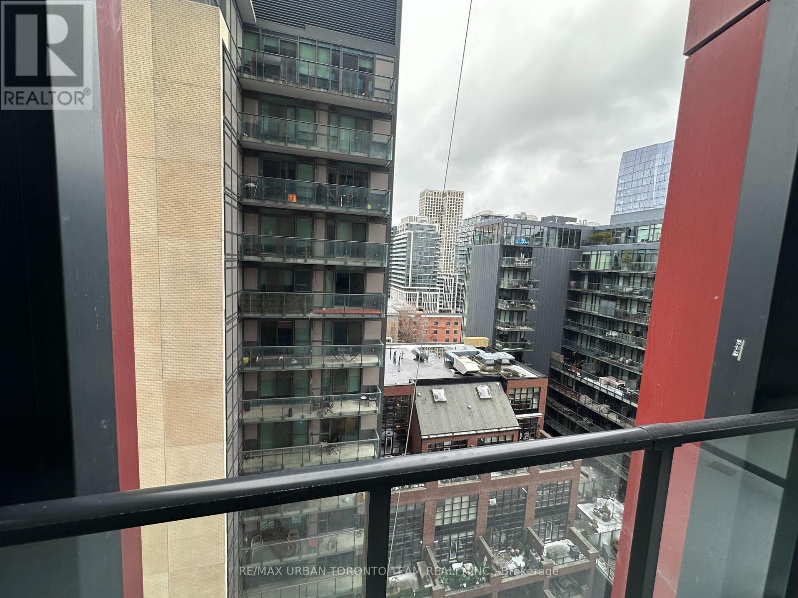 1516 - 180 Front Street E, Toronto, Ontario  M5A 0K9 - Photo 15 - C12895716