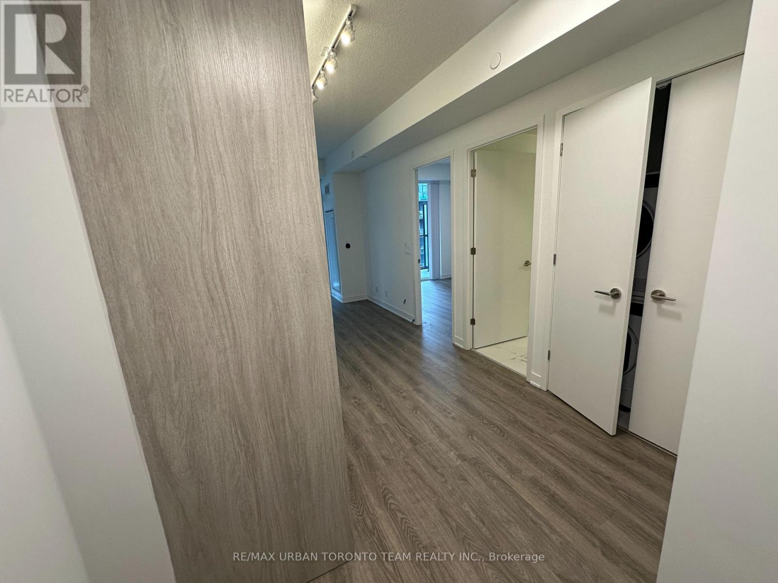 1516 - 180 Front Street E, Toronto, Ontario  M5A 0K9 - Photo 6 - C12895716