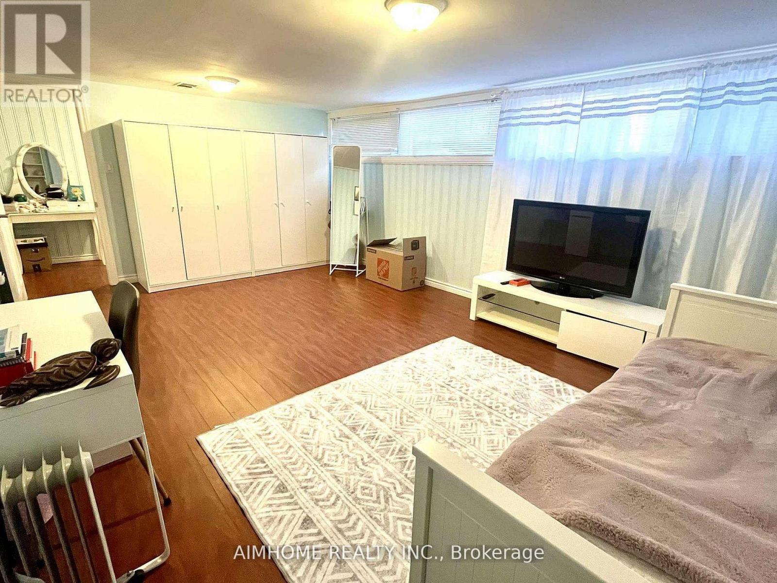 43 Plateau Crescent, Toronto, Ontario  M3C 1M9 - Photo 6 - C12895722