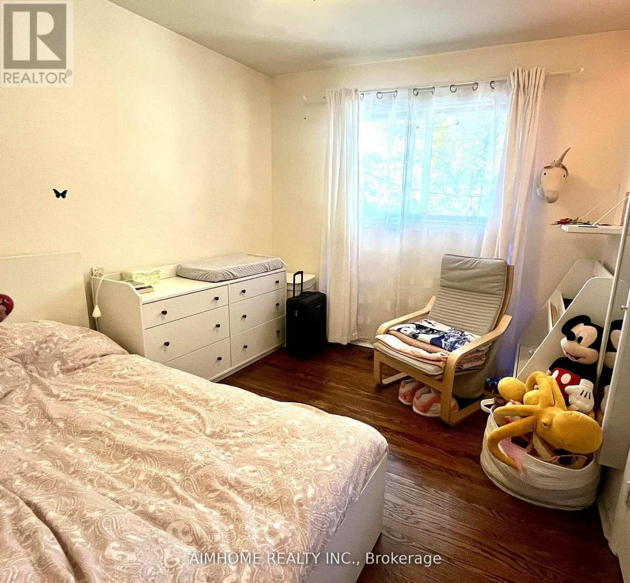 43 Plateau Crescent, Toronto, Ontario  M3C 1M9 - Photo 7 - C12895722