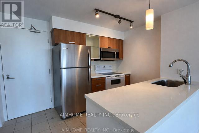 3601 - 38 Grenville Street, Toronto (Bay Street Corridor), Ontario  M4Y 1A5 - Photo 6 - C12895730