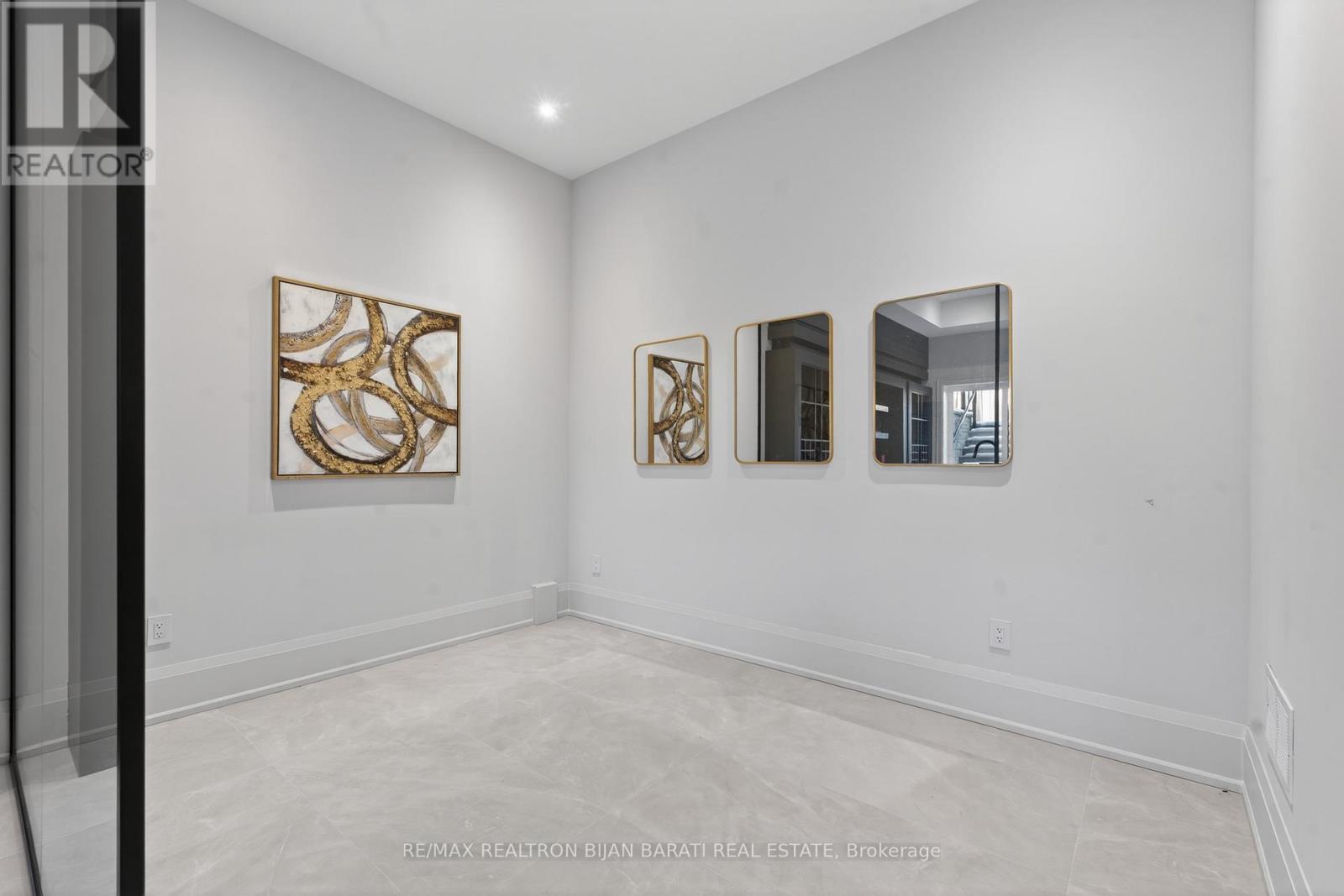 70 Abitibi Avenue, Toronto, Ontario  M2M 2V4 - Photo 45 - C12895750