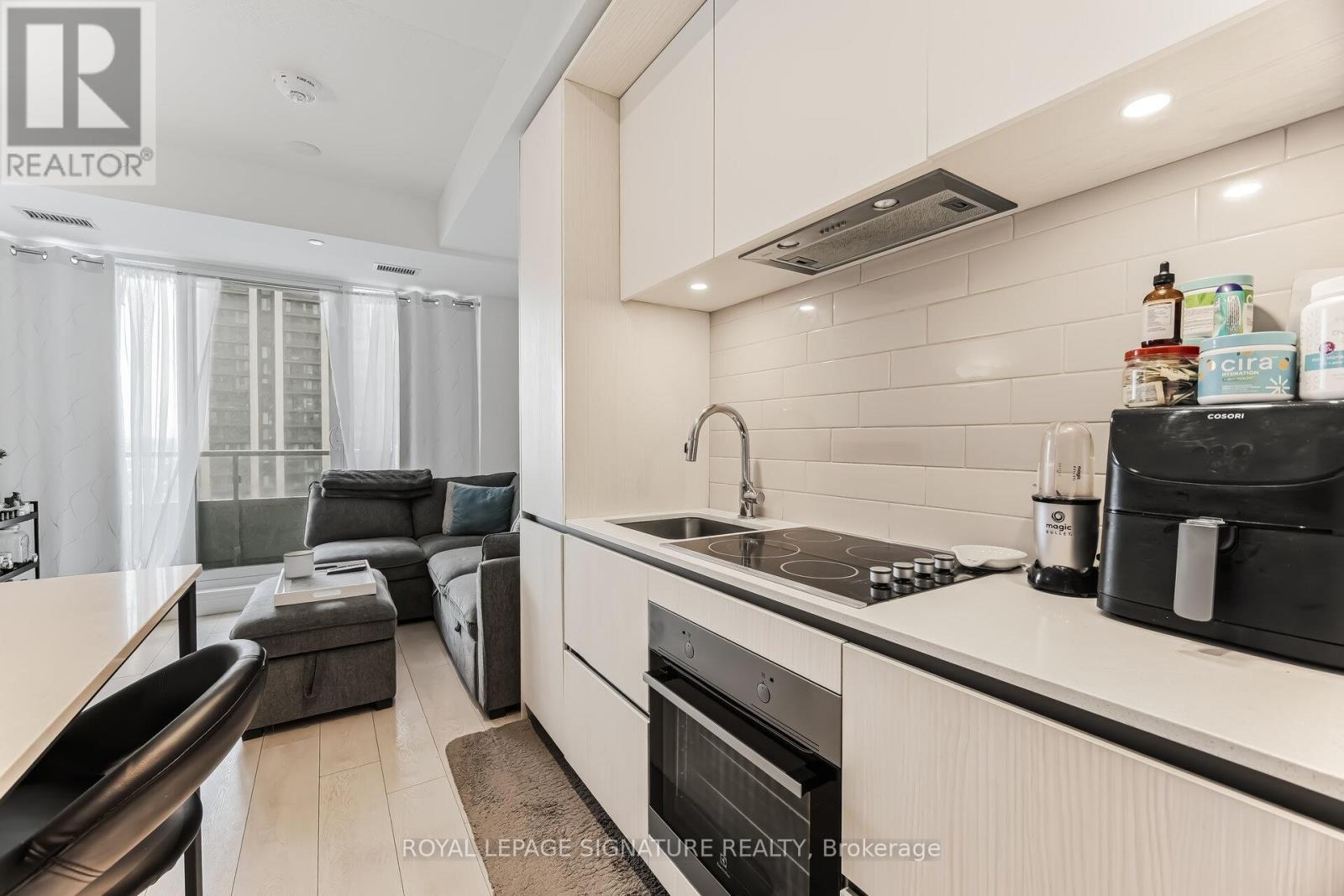 2201 - 225 Sumach Street, Toronto, Ontario  M5A 0P8 - Photo 14 - C12895796