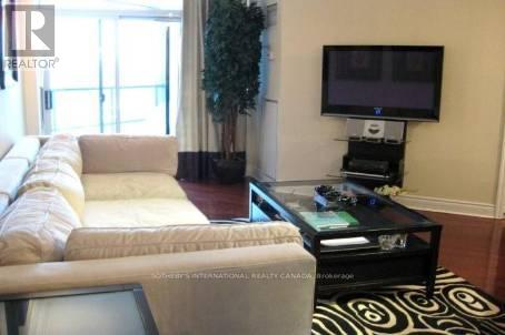 810 - 10 Delisle Avenue, Toronto, Ontario  M4V 3C6 - Photo 4 - C12895812