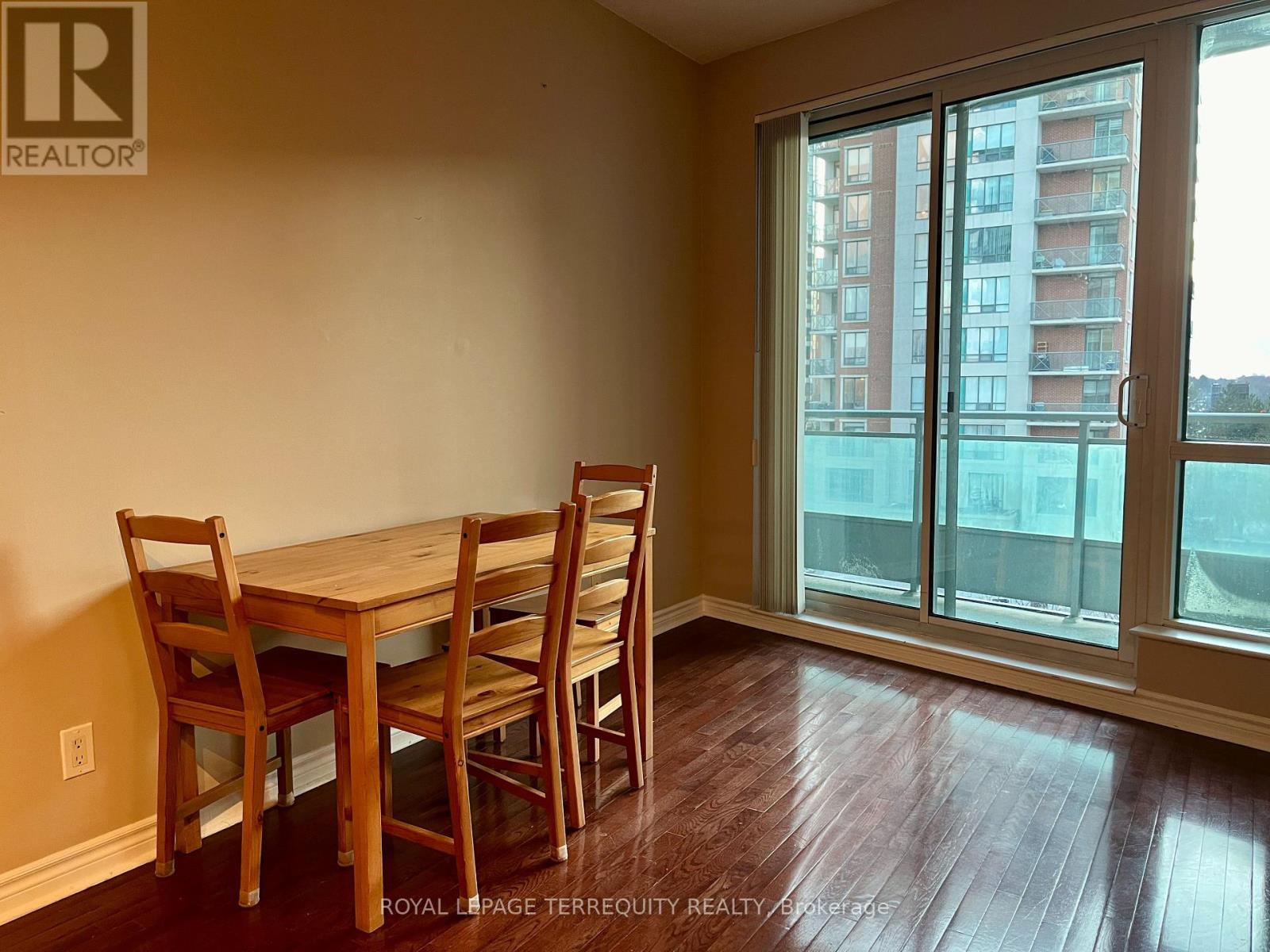 402 - 60 Byng Avenue, Toronto, Ontario  M2N 7K3 - Photo 4 - C12895868