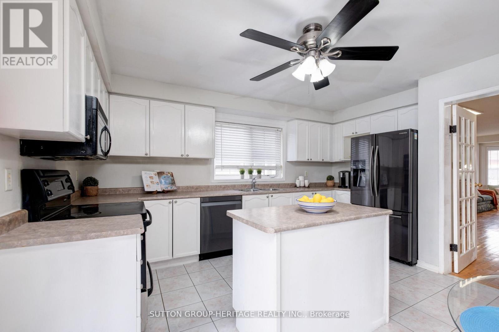 19 Bradbury Crescent, Ajax (Northwest Ajax), Ontario  L1T 4H5 - Photo 14 - E12895676