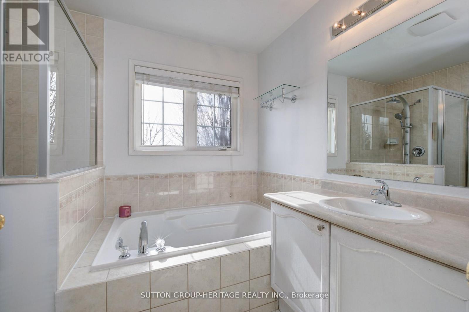 19 Bradbury Crescent, Ajax (Northwest Ajax), Ontario  L1T 4H5 - Photo 28 - E12895676