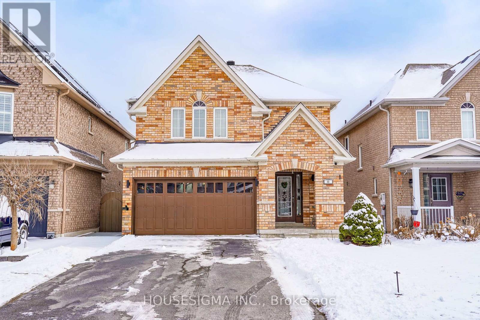 49 MOUNT PLEASANT AVENUE, Whitby, Ontario