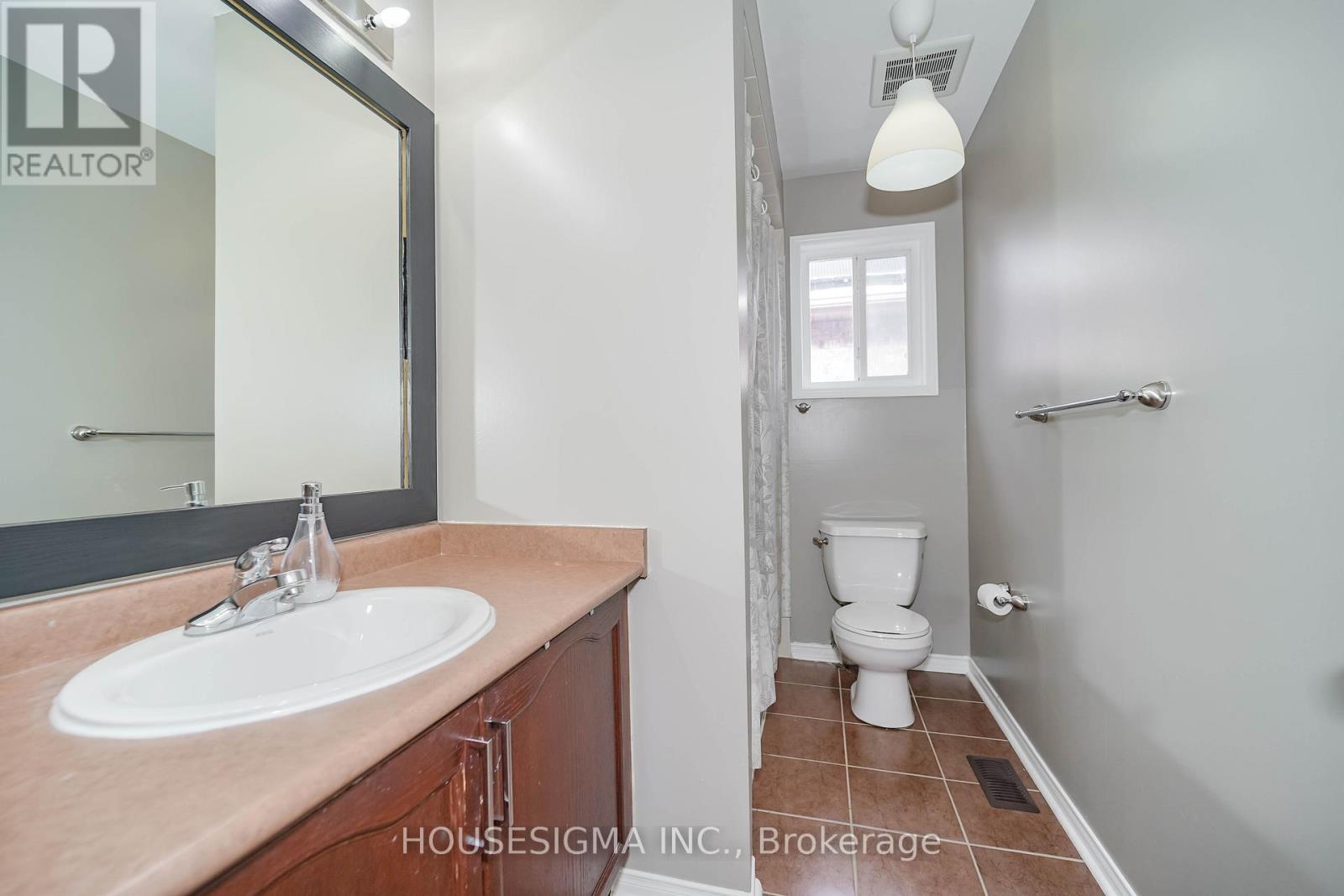 49 Mount Pleasant Avenue, Whitby, Ontario  L1N 0E1 - Photo 23 - E12895802