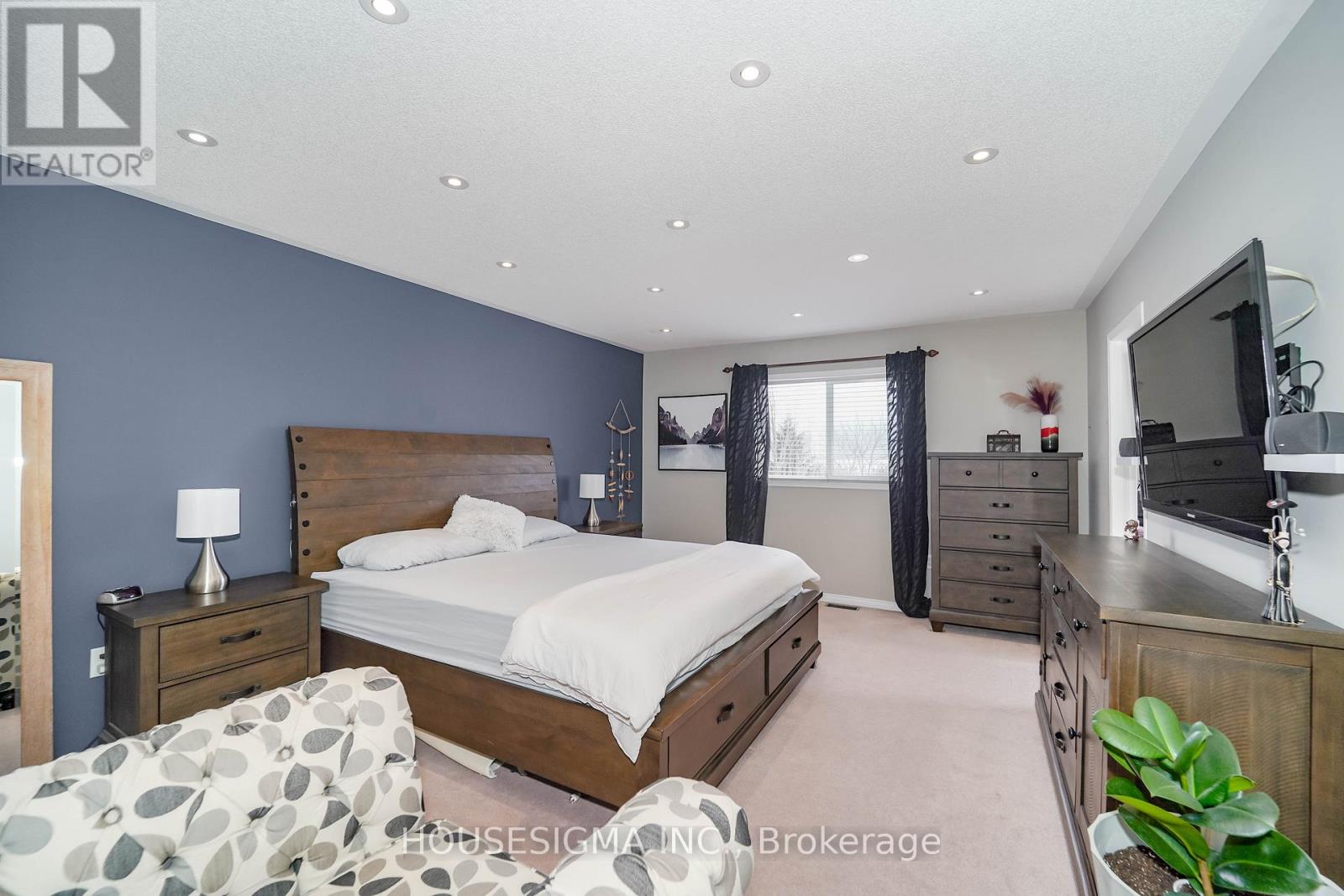 49 Mount Pleasant Avenue, Whitby, Ontario  L1N 0E1 - Photo 24 - E12895802