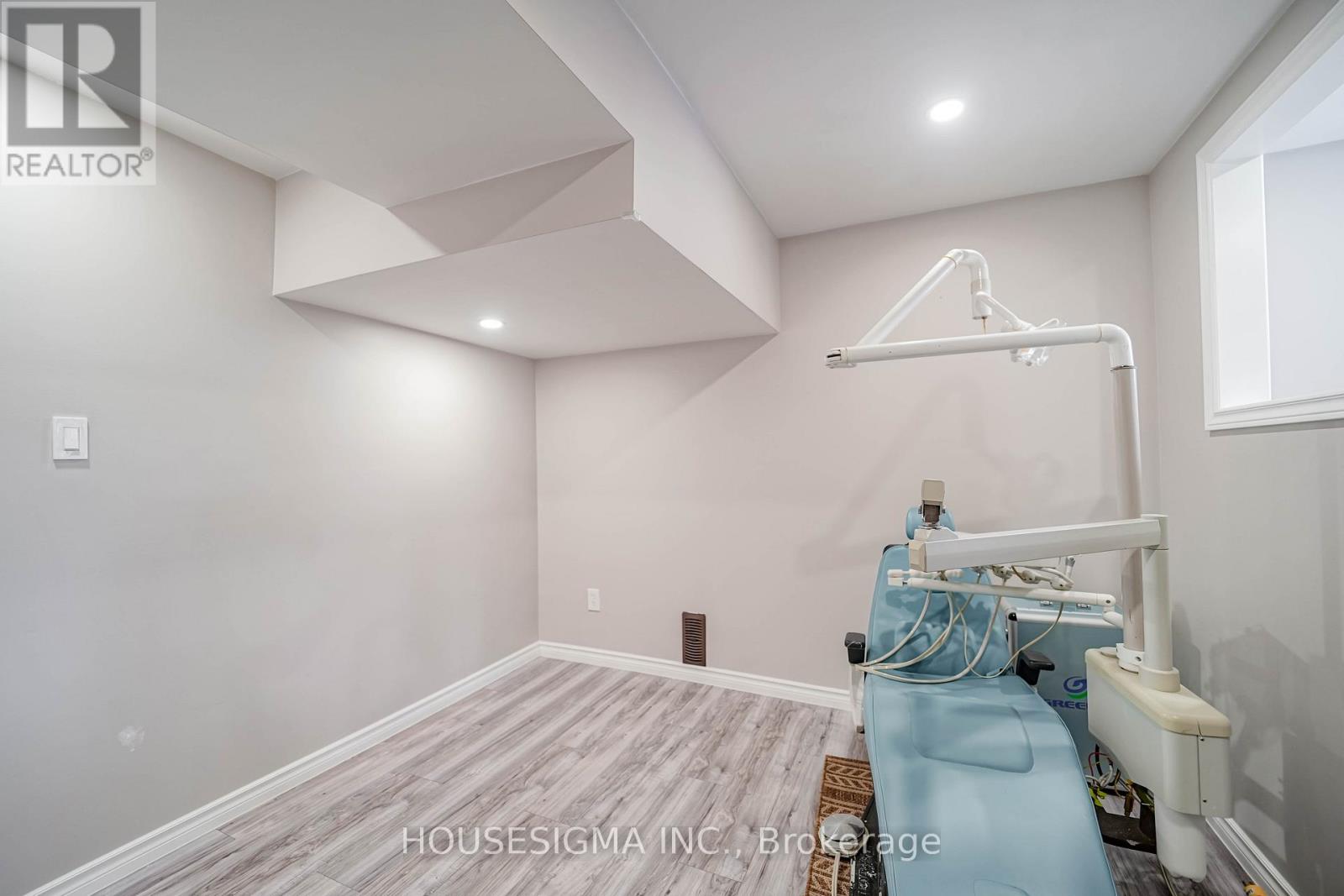 49 Mount Pleasant Avenue, Whitby, Ontario  L1N 0E1 - Photo 40 - E12895802