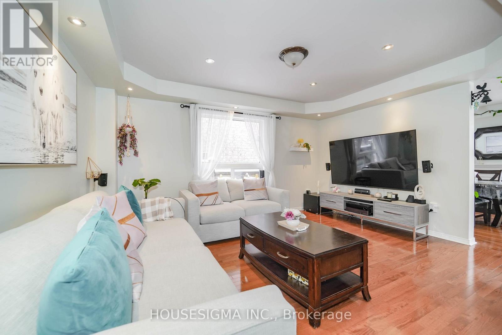 49 Mount Pleasant Avenue, Whitby, Ontario  L1N 0E1 - Photo 7 - E12895802