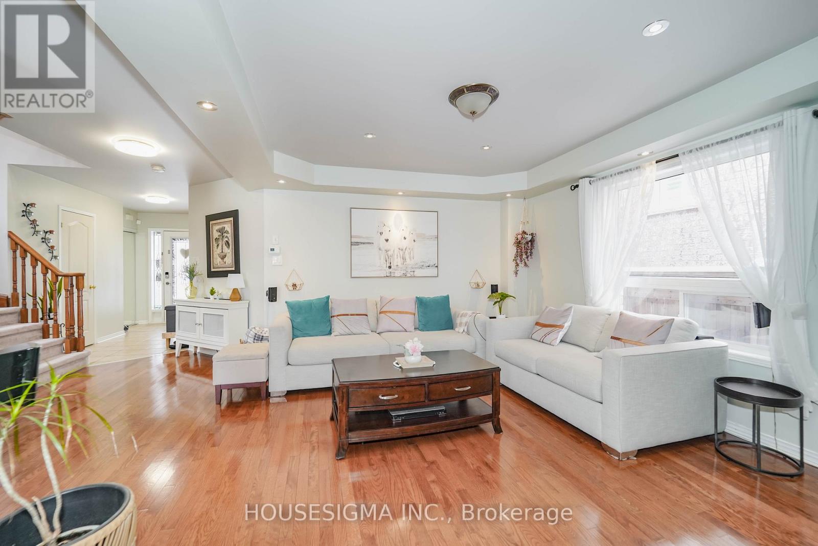 49 Mount Pleasant Avenue, Whitby, Ontario  L1N 0E1 - Photo 8 - E12895802