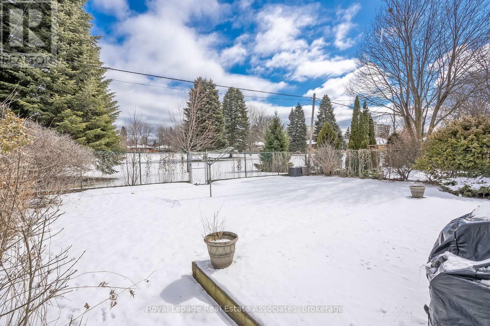 41 Sedgemount Drive, Toronto, Ontario  M1H 1X4 - Photo 35 - E12895860