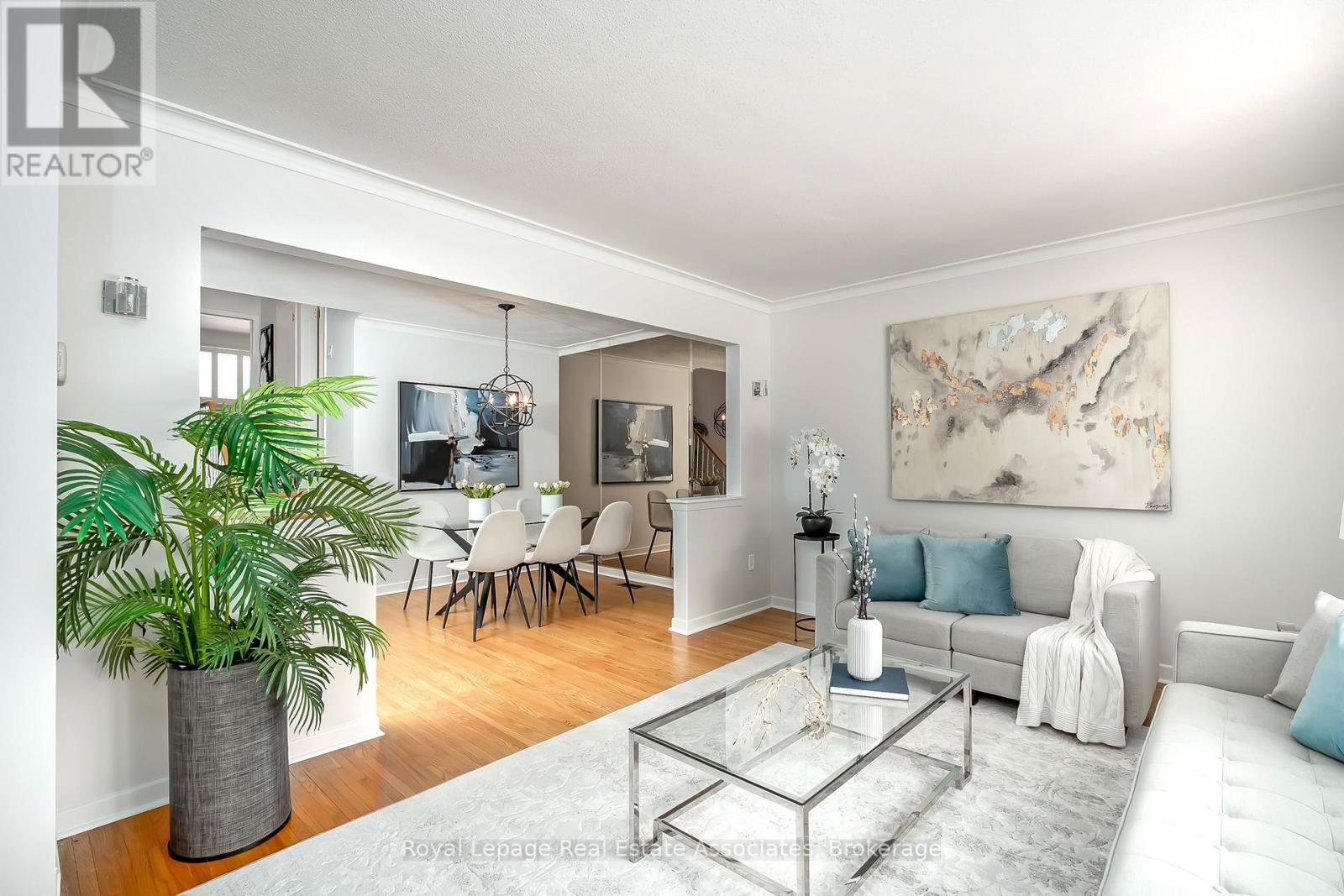 41 Sedgemount Drive, Toronto, Ontario  M1H 1X4 - Photo 7 - E12895860