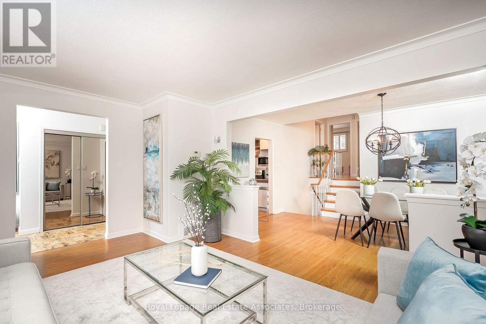 41 Sedgemount Drive, Toronto, Ontario  M1H 1X4 - Photo 8 - E12895860