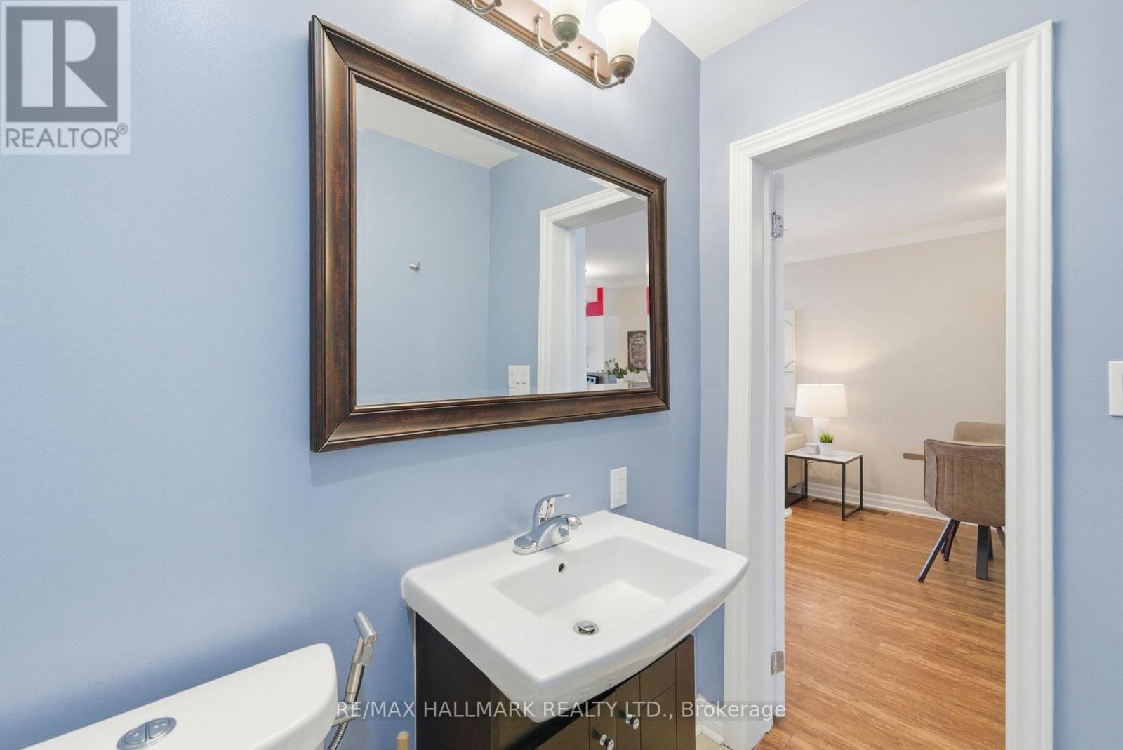 1002 Victoria Park Avenue, Toronto, Ontario  M4B 2J6 - Photo 29 - E12895892