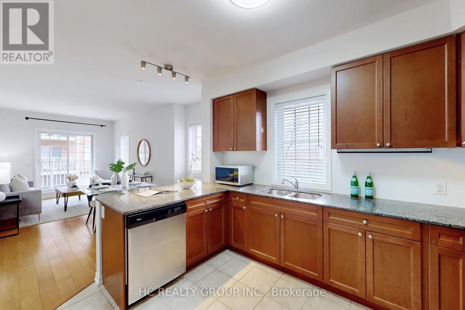 9 Ormerod Lane, Richmond Hill, Ontario  L4S 0G3 - Photo 13 - N12895634