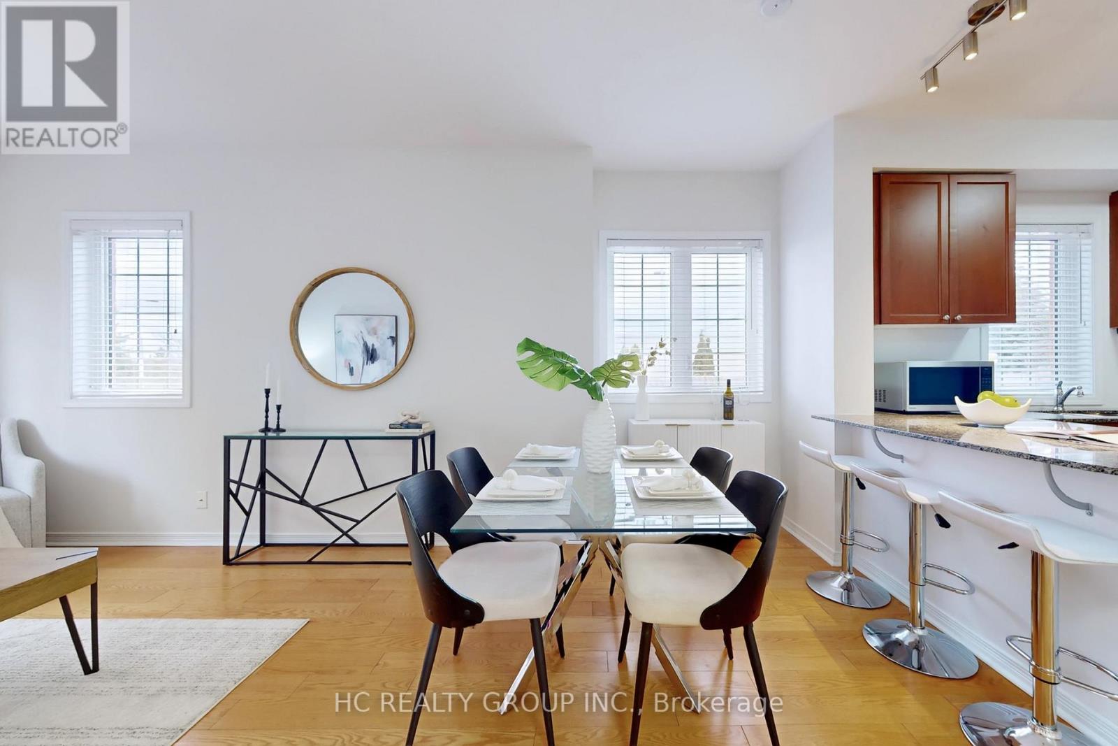 9 Ormerod Lane, Richmond Hill, Ontario  L4S 0G3 - Photo 5 - N12895634