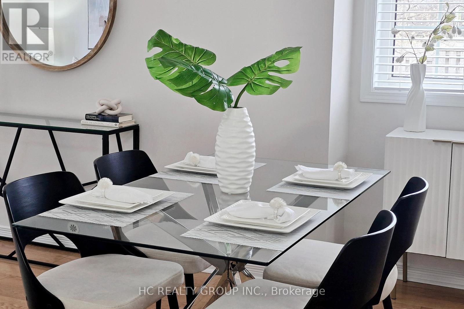 9 Ormerod Lane, Richmond Hill, Ontario  L4S 0G3 - Photo 9 - N12895634