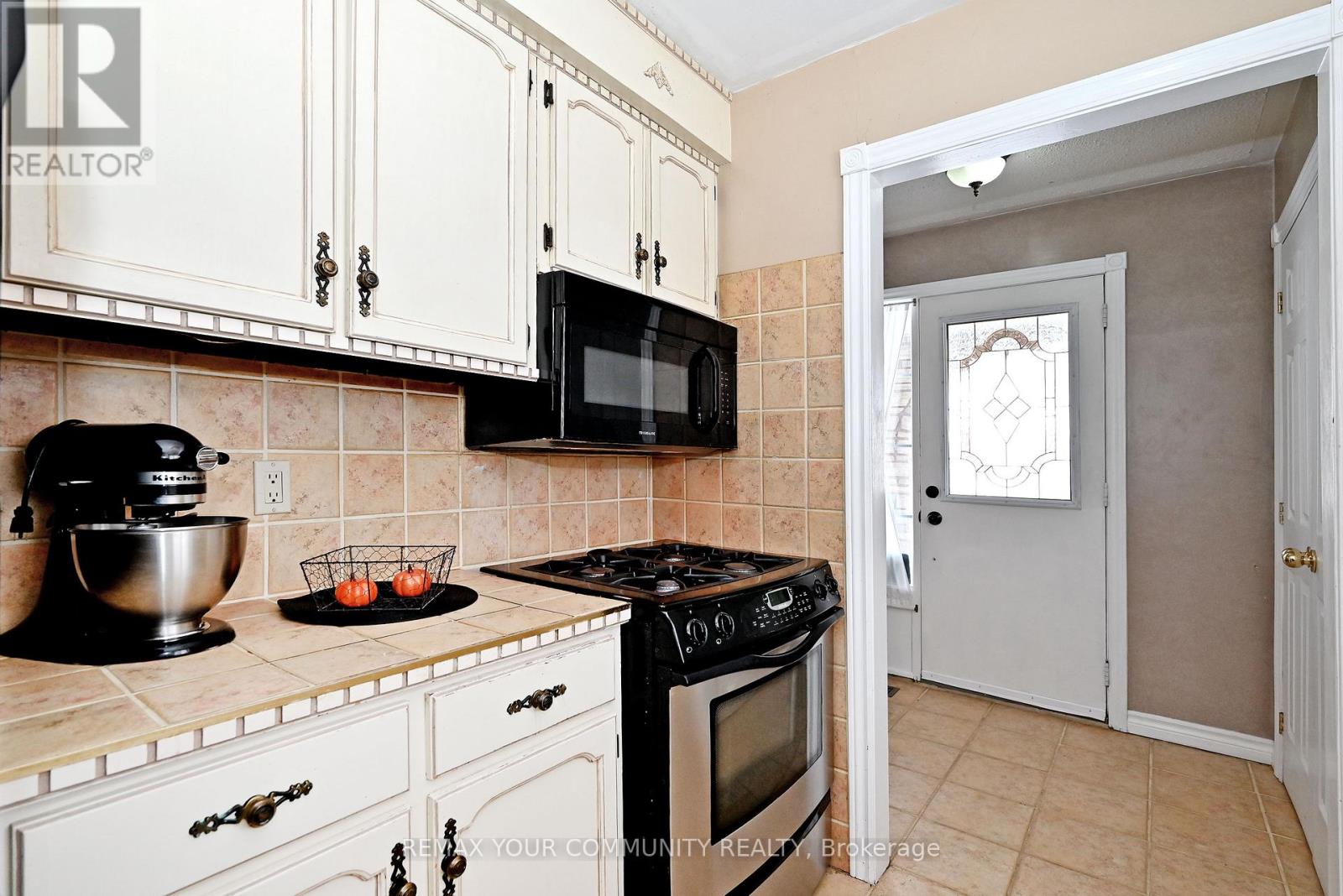 56 James Street, Bradford West Gwillimbury, Ontario  L3Z 2B4 - Photo 16 - N12895692