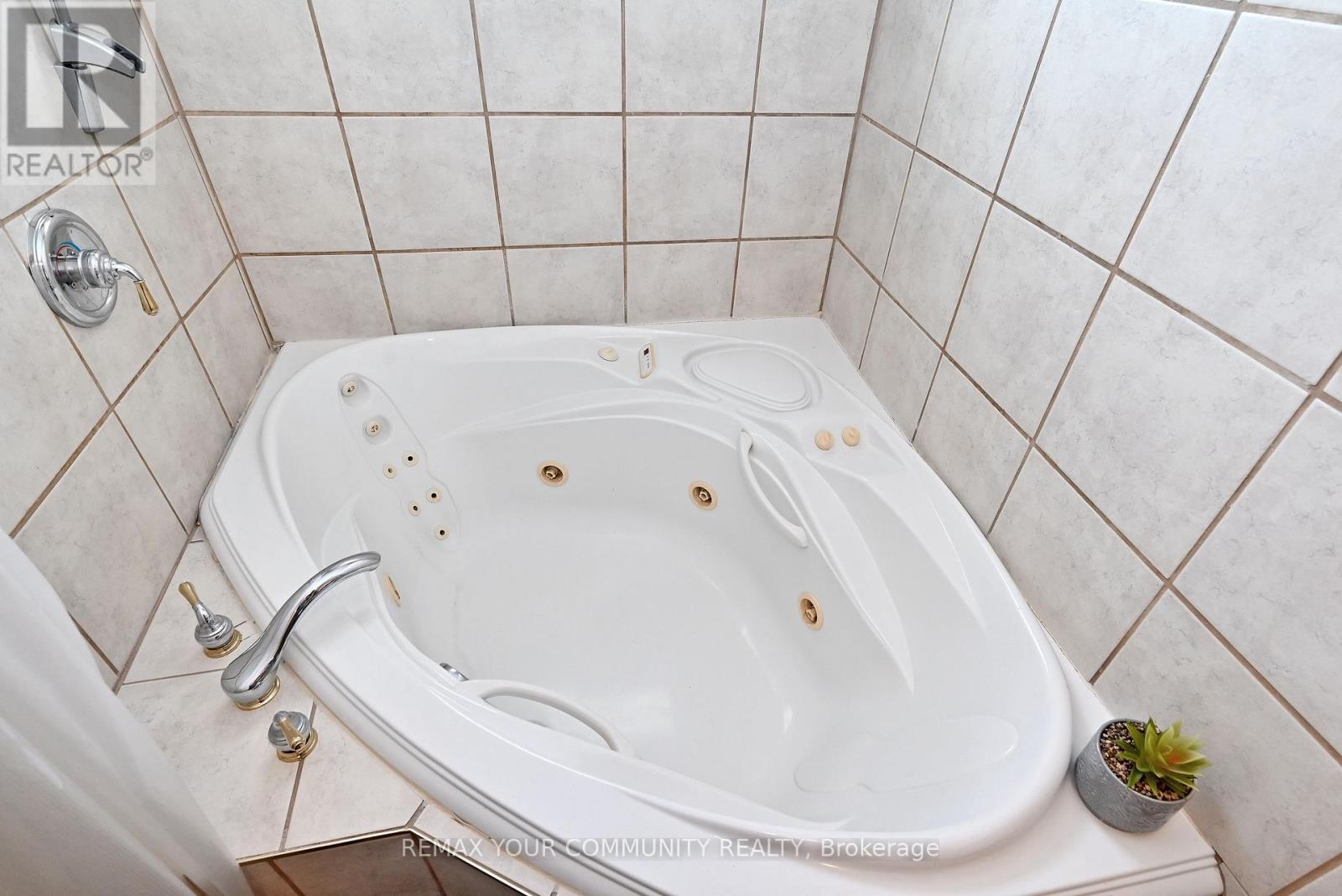 56 James Street, Bradford West Gwillimbury, Ontario  L3Z 2B4 - Photo 29 - N12895692