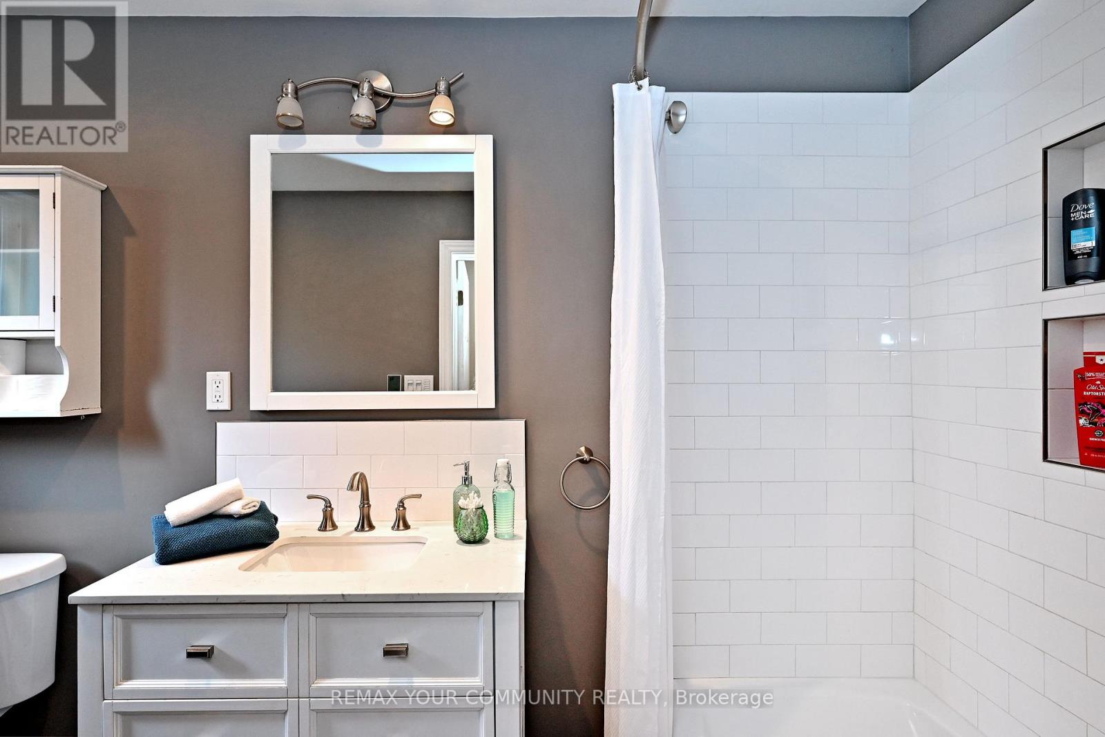 56 James Street, Bradford West Gwillimbury, Ontario  L3Z 2B4 - Photo 41 - N12895692