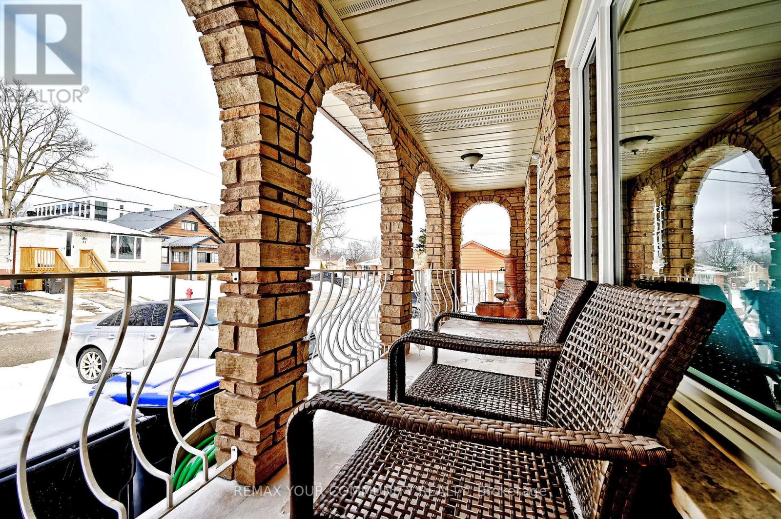 56 James Street, Bradford West Gwillimbury, Ontario  L3Z 2B4 - Photo 6 - N12895692